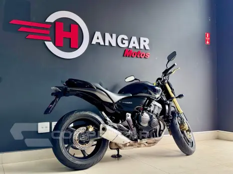 CB 600F HORNET