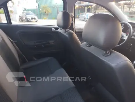 Voyage 1.6 4P FLEX AUTOMÁTICO
