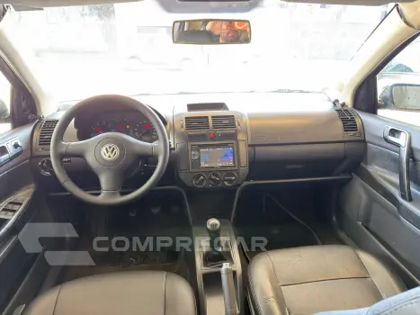 POLO SEDAN 1.6 MI 8V