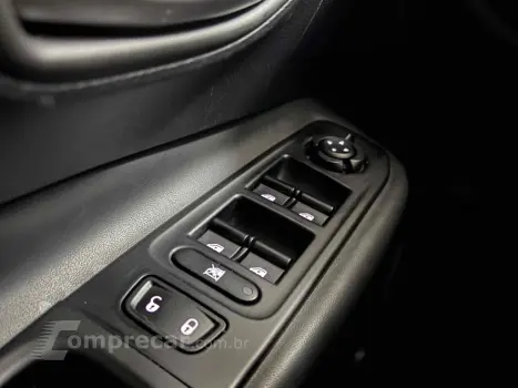 RENEGADE 1.3 T270 TURBO FLEX LONGITUDE AT6