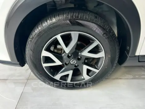 KICKS Sense 1.6 16V Flex Aut.