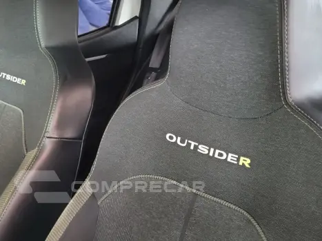 Kwid KWID OUTSIDER 1.0 Flex 12V 5p Mec.