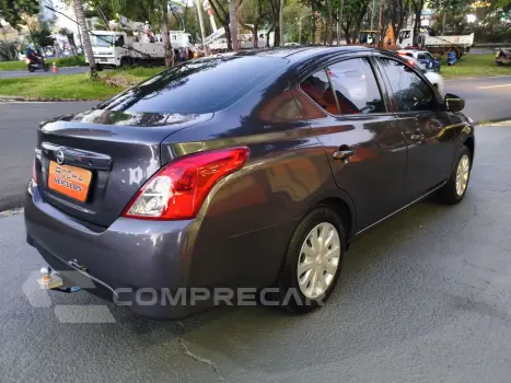 Versa Sedan 1.0 4P FLEX
