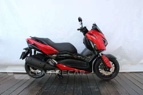 YAMAHA XMAX ABS