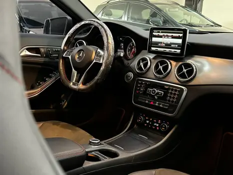 GLA-250 Sport  2.0 16V 211cv Aut.