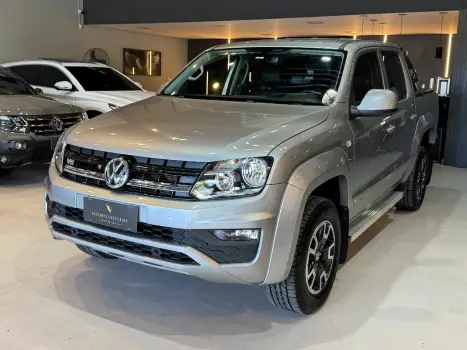 Volkswagen AMAROK 3.0 V6 TDI DIESEL COMFORTLINE CD 4MOTION AUTOMÁTICO 4 portas