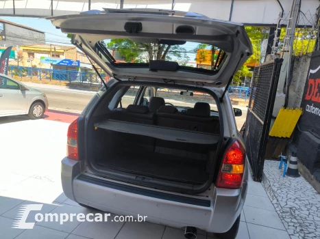 TUCSON 2.0 GL 2WD 16V