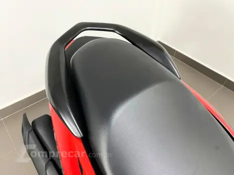 YAMAHA NMAX CONNECTED 160 ABS