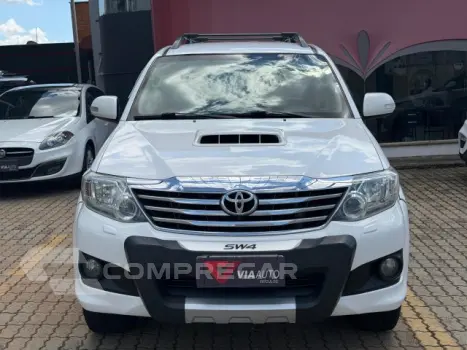 HILUX SW4 - 3.0 SRV 4X4 7 LUGARES 16V TURBO INTERCOOLER 4P A