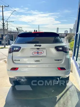 COMPASS Black Hurricane 2.0 4x4 TB Aut.