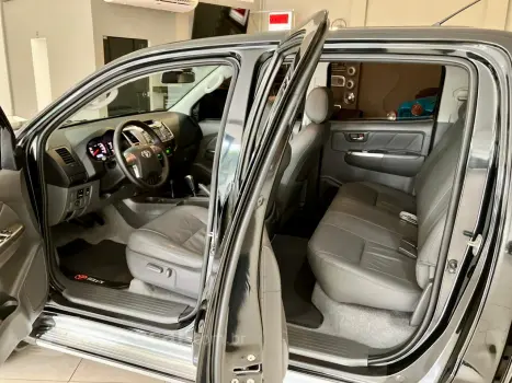 Hilux Caminhonete 3.0 16V 4P 4X4 SRV TURBO DIESEL CABINE DUP