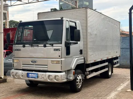 CARGO 815 4X2