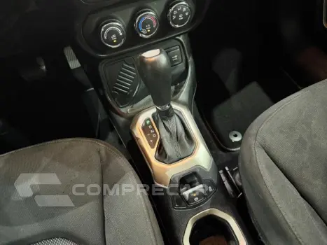 RENEGADE - 1.8 16V SPORT 4P AUTOMÁTICO