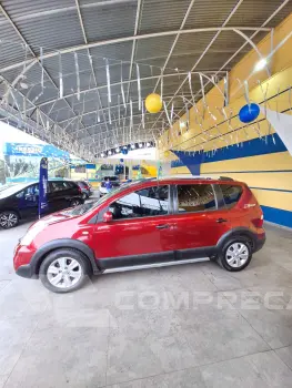 LIVINA 1.8 SL X-gear 16V