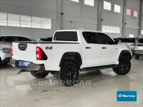 HILUX 2.8 D-4D TURBO DIESEL CD CONQUEST 4X4 AUTOM