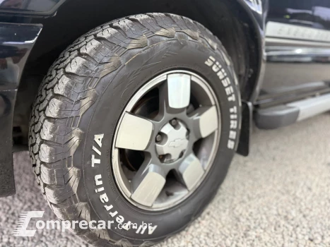 S10 2.4 MPFI Executive 4X2 CD 8V
