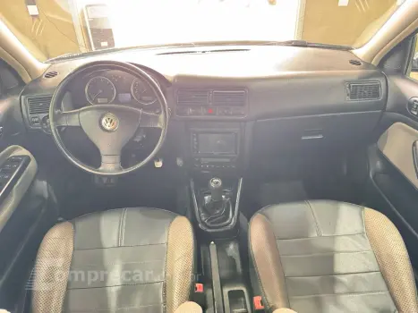 Golf 1.6 Mi Sportline 8V Flex 4P Manual