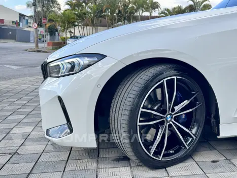 320iA 2.0 TB M Sport A.Flex/M.Sport 4p