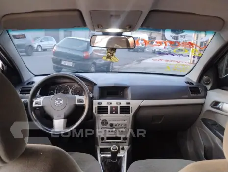 VECTRA 2.0 MPFI Elegance 8V