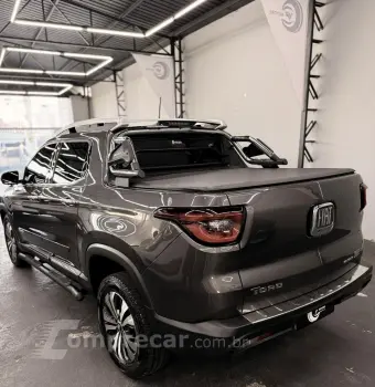 TORO 2.0 16V Turbo Volcano 4X4