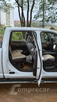 2500 6.7 Laramie 4X4 CD I6 Turbo