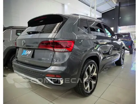 TAOS 1.4 250 TSI TOTAL FLEX HIGHLINE AUTOMÁTICO