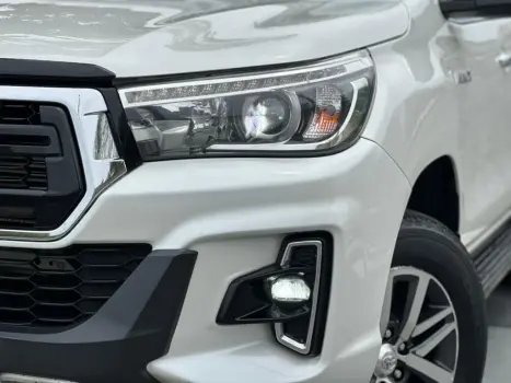 HILUX 2.8 SRX 4X4 CD 16V DIESEL 4P AUTOMÁTICO