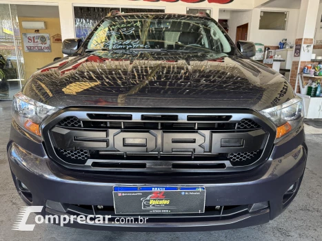 FORD RANGER 2.2 Black 4X4 CD 16V 4 portas