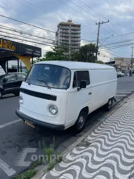 Volkswagen KOMBI 1.6 MI STD Escolar 8V 4 portas