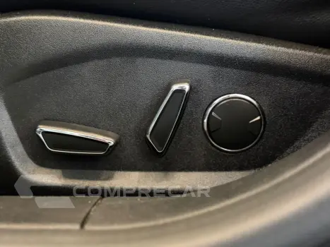 FUSION 2.0 TITANIUM AWD 16V GASOLINA 4P AUTOMÁTICO