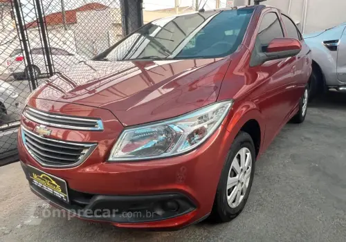 CHEVROLET ONIX 1.0 LT 4 portas