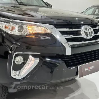 Hilux SW4 SRV 4x2 2.7 Flex 16V Aut.