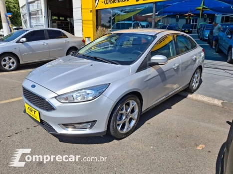 FORD FOCUS 2.0 SE 16V 4 portas