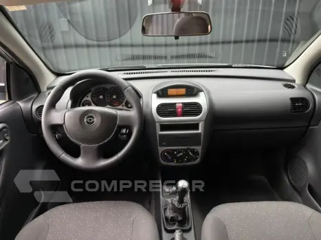 CORSA 1.4 MPFI PREMIUM SEDAN 8V FLEX 4P MANUAL