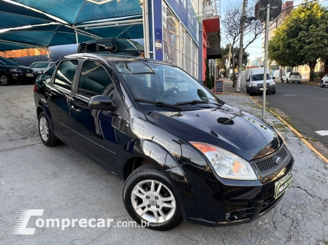 FIESTA 1.6 MPI Sedan 8V