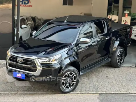 Toyota HILUX CDSRXA4RD 4 portas