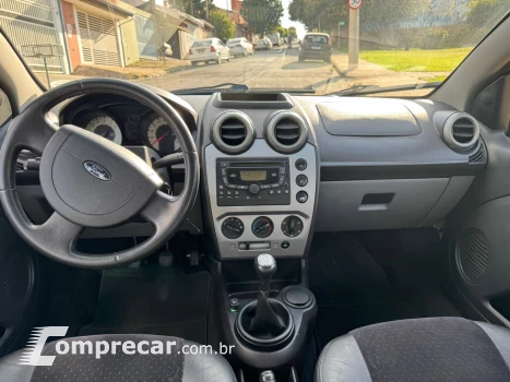 FIESTA 1.6 MPI Sedan 8V