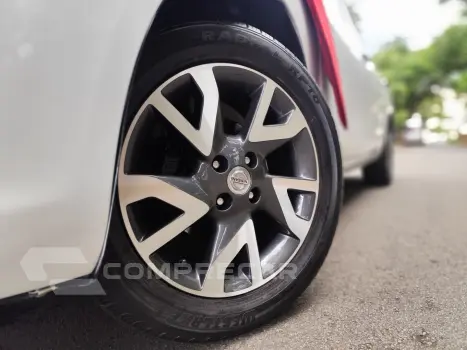 VERSA 1.6 16V FLEX UNIQUE 4P MANUAL