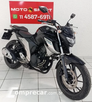FZ 25 FAZER