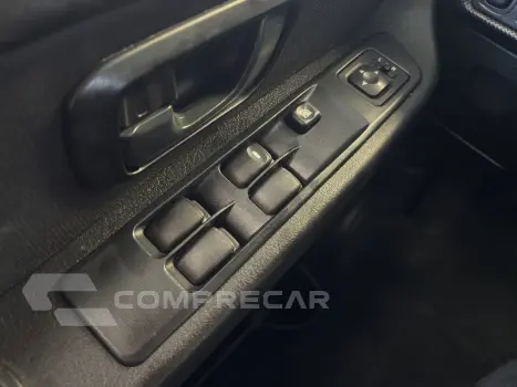 PAJERO TR4 2.0 4X2 16V 140CV FLEX 4P AUTOMÁTICO