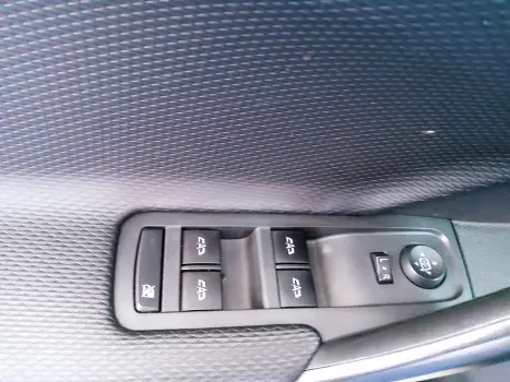 TRACKER 1.0 TURBO FLEX AUTOMÁTICO