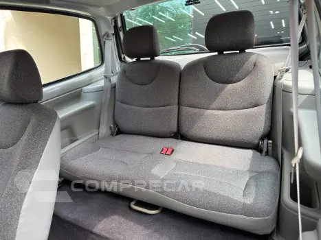 TWINGO 1.0 8V