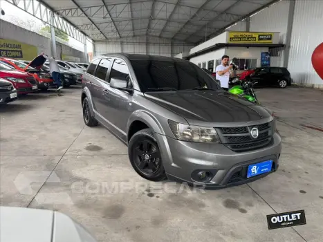 Fiat FREEMONT 2.4 EMOTION 16V GASOLINA 4P AUTOMÁTICO 4 portas