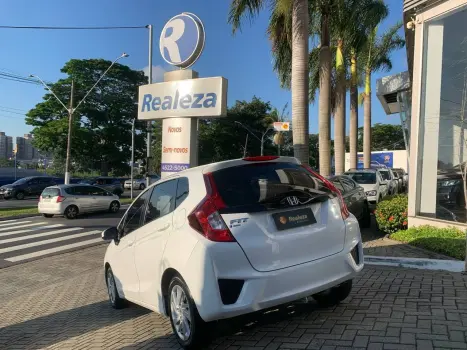 Fit LX 1.5 Flexone 16V 5p Mec.