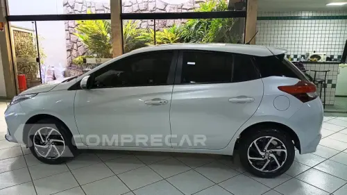 Yaris Hatch 1.5 16V 4P FLEX XS MULTIDRIVE AUTOMÁTICO CVT