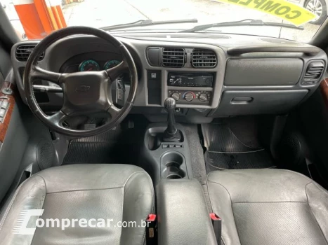 S10 - 2.4 MPFI EXECUTIVE 4X2 CD 8V 4P MANUAL