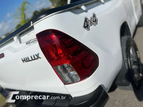 HILUX 2.8 D-4D TURBO DIESEL CS 4X4 MANUAL