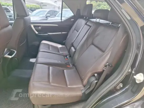 HILUX SW4 2.8 SRX 4X4 16V TURBO INTERCOOLER DIESE