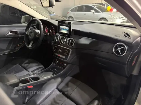 GLA 200 1.6 CGI FLEX STYLE 7G-DCT