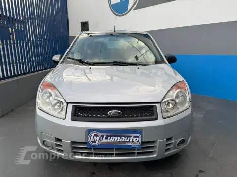 FIESTA 1.6 Rocam Sedan 8V